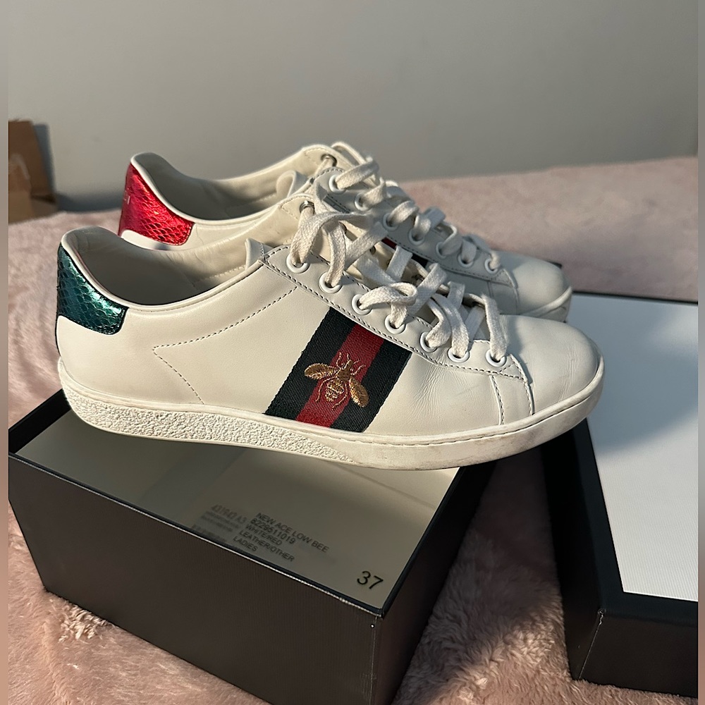 Gucci Ace Bee Sneakers Size 37